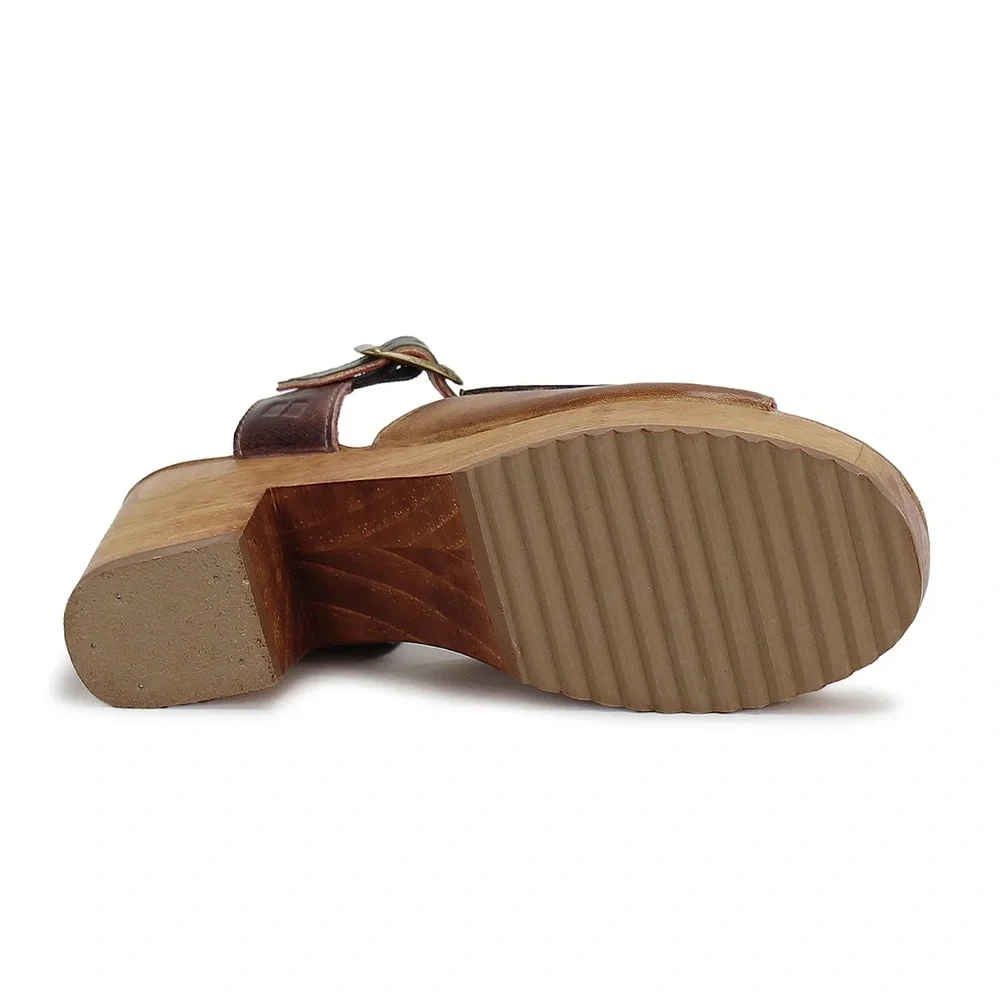 SOLD OUT
Bed Stu Jetsetter Clog Sandals Cold Brew Rustic NEW - Picture 8 of 16